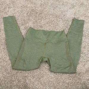 Alphalete Halo leggings